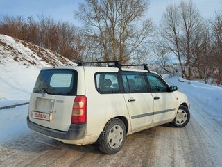 2002 Toyota Succeed I, белый, 527000 рублей, вид 3