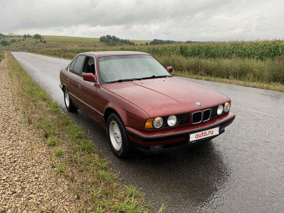 1990 BMW 5 серии 525i III (E34), красный - вид 1