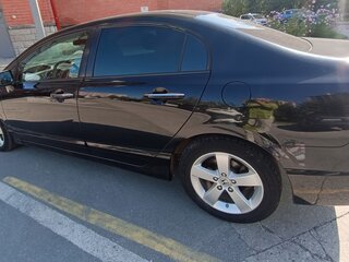 2010 Honda Civic VIII Рестайлинг, чёрный, 950000 рублей, вид 2