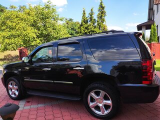 2012 Chevrolet Tahoe 6AT III, чёрный, 2200000 рублей, вид 3