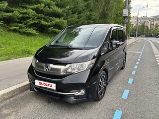 2017 Honda Stepwgn Spada V, чёрный, 1630000 рублей, вид 2