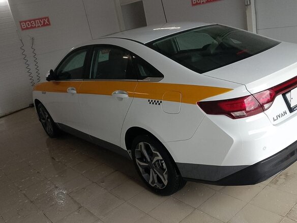 2023 Livan S6 Pro, белый, 1550000 рублей - вид 4