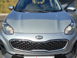 2019 Kia Sportage IV Рестайлинг, серебристый, 1800000 рублей, вид 2