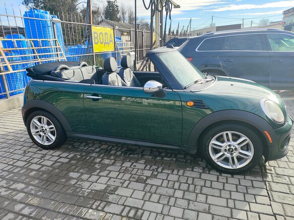 2011 Mini Cabrio Cooper II Рестайлинг, зелёный, 1450000 рублей - вид 10