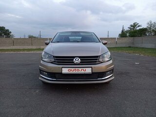2016 Volkswagen Polo V Рестайлинг, бежевый, 1150000 рублей, вид 1