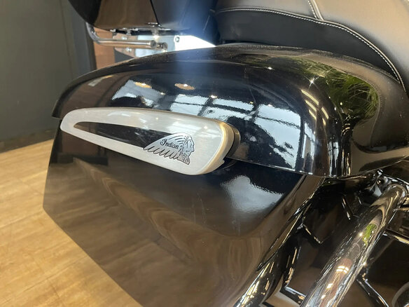 2026 Indian Roadmaster, чёрный - вид 20