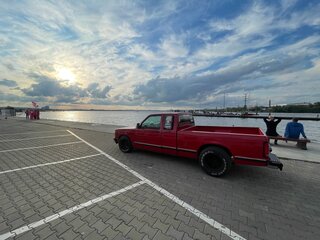 1993 Chevrolet S-10 Pickup I, красный, 1850000 рублей, вид 2