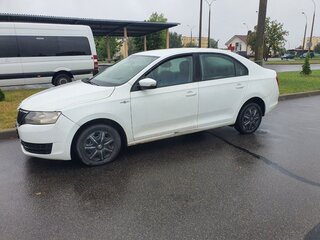 2019 Skoda Rapid I Рестайлинг, белый, 650000 рублей, вид 2