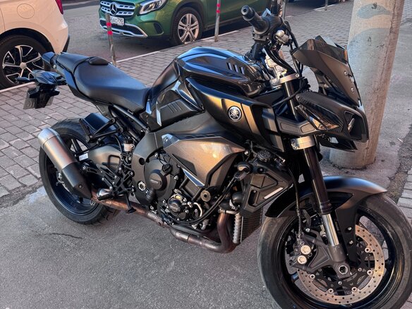 2017 Yamaha MT-10, чёрный, 700000 рублей