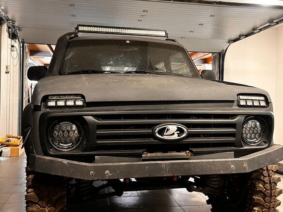 2006 Lada (ВАЗ) 2121 (4x4) I Рестайлинг, синий, 900000 рублей - вид 1