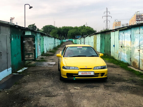 1997 Honda Integra III Рестайлинг, жёлтый