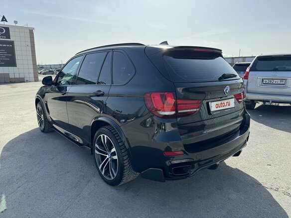 2016 BMW X5 M50d III (F15), чёрный, 4199999 рублей - вид 3