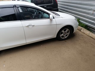 2013 Geely Emgrand EC7, белый, 550000 рублей, вид 3
