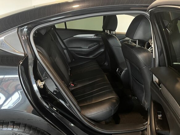 2020 Mazda 6 III (GJ) Рестайлинг 2, чёрный, 2190000 рублей - вид 24