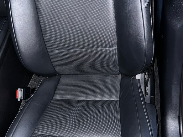 2017 Lexus ES 250 VI Рестайлинг, чёрный, 3000000 рублей - вид 12