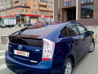 2010 Toyota Prius III (XW30), синий, 1100000 рублей, вид 2