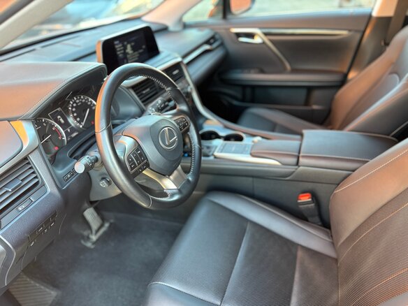 2022 Lexus RX 300 IV Рестайлинг, серебристый, 6490000 рублей - вид 10