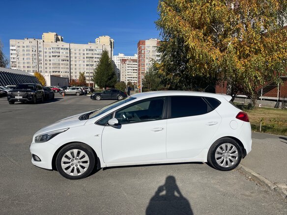 2012 Kia Ceed II, белый, 1100000 рублей - вид 9