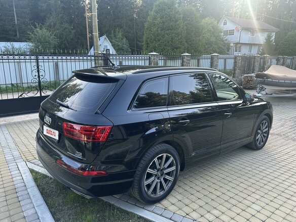 2017 Audi Q7 II (4M), чёрный, 5000000 рублей - вид 4