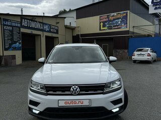 2020 Volkswagen Tiguan II, белый, 2300000 рублей, вид 3