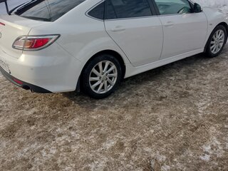 2010 Mazda 6 II (GH) Рестайлинг, белый, 1150000 рублей, вид 4