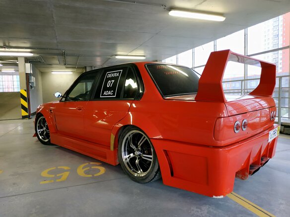 1991 BMW 3 серии 320i II (E30), красный - вид 5