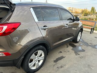 2013 Kia Sportage III, коричневый, 1400000 рублей, вид 4