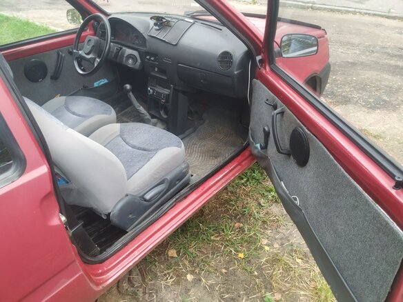 2004 Lada (ВАЗ) 1111 Ока СеАЗ, пурпурный, 100000 рублей - вид 4