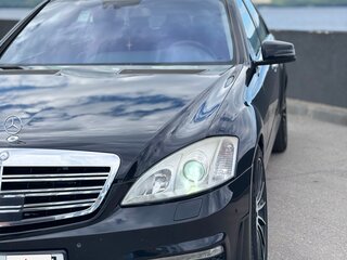 2007 Mercedes-Benz S-Класс 320 V (W221), чёрный, 1270000 рублей, вид 3
