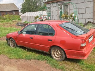 1997 Nissan Primera II (P11), красный, 70000 рублей, вид 3