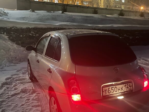 2003 Nissan Micra III (K12), серебристый, 250000 рублей