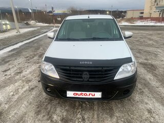 2009 Renault Logan I, белый, 350000 рублей, вид 2