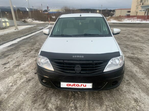 2009 Renault Logan I, белый, 350000 рублей - вид 1