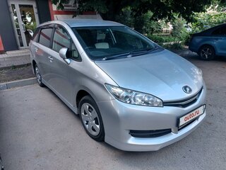 2014 Toyota Wish II Рестайлинг, серебристый, 1350000 рублей, вид 3