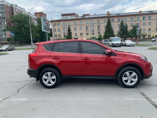 2013 Toyota RAV4 IV (XA40), красный, 1950000 рублей, вид 1