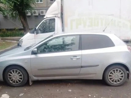 2003 Fiat Stilo, серый, 300000 рублей - вид 8