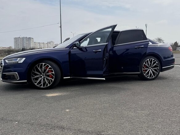 2021 Audi A8 60 TFSI e IV (D5), синий, 8230000 рублей - вид 21