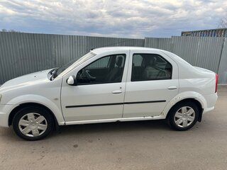 2013 Renault Logan I Рестайлинг, белый, 430000 рублей, вид 3