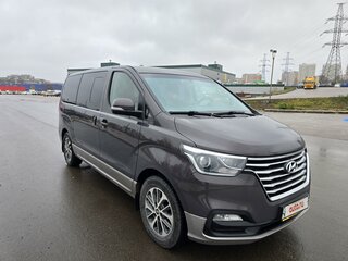 2020 Hyundai Grand Starex I Рестайлинг 2, коричневый, 4000000 рублей, вид 1