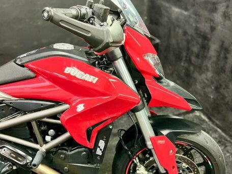 2015 Ducati Hyperstrada, красный, 660000 рублей, вид 2