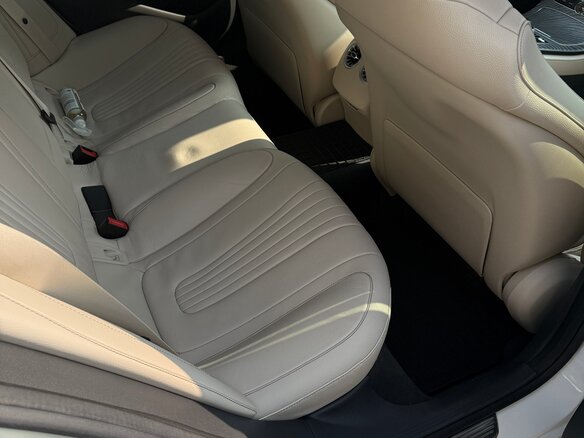 2018 Mercedes-Benz CLS 350 d III (C257), белый, 4700000 рублей - вид 38