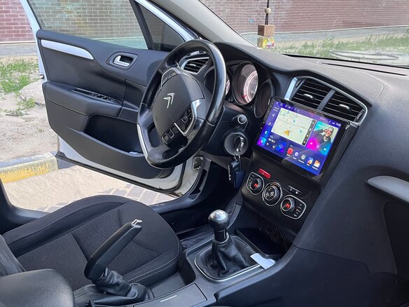 2013 Citroen C4 II, белый, 900000 рублей - вид 4