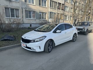 2018 Kia Cerato III Рестайлинг (Classic), белый, 1650000 рублей, вид 1