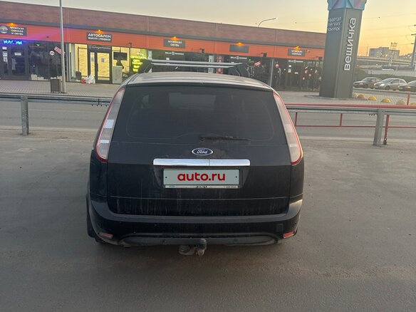 2008 Ford Focus II Рестайлинг, чёрный, 430000 рублей - вид 3