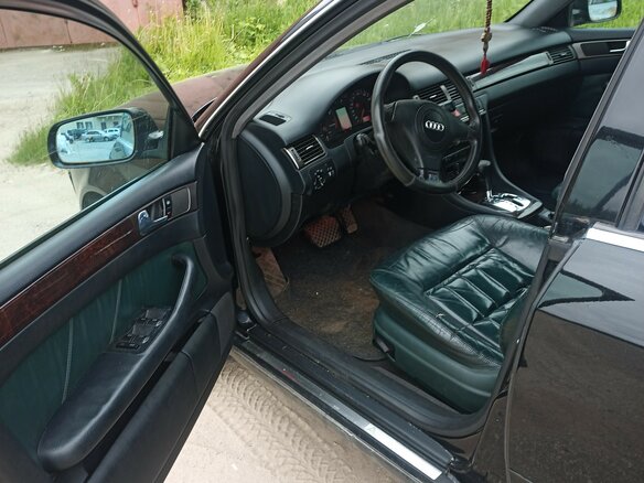 1998 Audi A6 II (C5), чёрный, 560000 рублей - вид 4