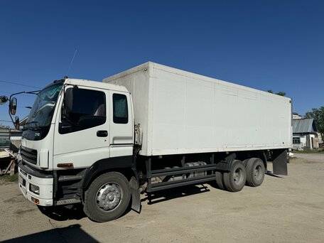 2010 Isuzu Giga (C-series), белый, 5000000 рублей, вид 2