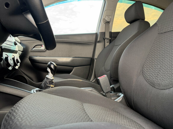 2014 Kia Rio III, белый - вид 14