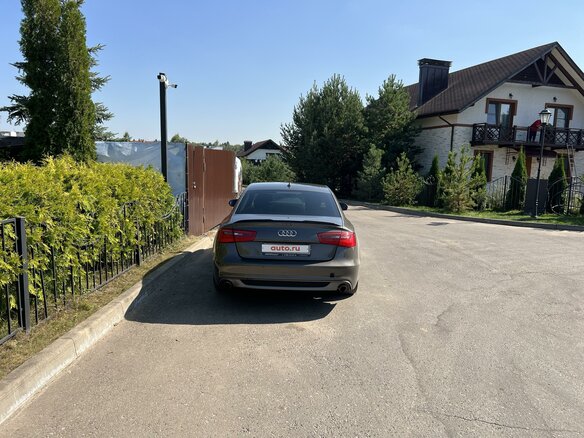 2012 Audi A6 IV (C7), серый, 1900000 рублей - вид 3