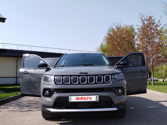 2022 Jeep Compass II Рестайлинг, серый, 3399000 рублей - вид 5