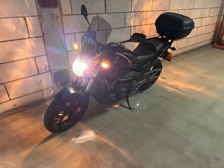 2014 Honda NC 750S, чёрный, 700000 рублей, вид 3